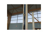 ZOOM CABESTAN POTEAU CENTRAL VOLLEY-BALL SCOLAIRE ALUMINIUM
