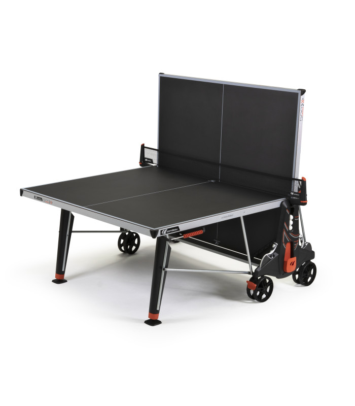 TABLE DE PING PONG 500 X OUTDOOR CORNILLEAU RELEVÉE