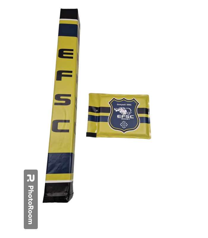 LOT DE 14 DRAPEAUX POTEAUX DE TOUCHE RUGBY PERSONNALISÉES AVEC ¨PROTECTIONS POTEAUX EXEMPLE 2