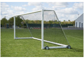 BUT DE FOOTBALL A 8 TRANSPORTABLE AVEC LESTS