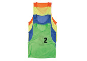  CHASUBLES DE SPORT NUMEROTEES DE 16 A 20