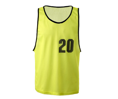 CHASUBLES DE SPORT NUMEROTEES DE 16 A 20 VUE FACE