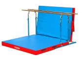 BARRES PARALLELES AVEC MATELAS INTÉGRÉ DIMASPORT POSITION SEMIU REPLIEE
