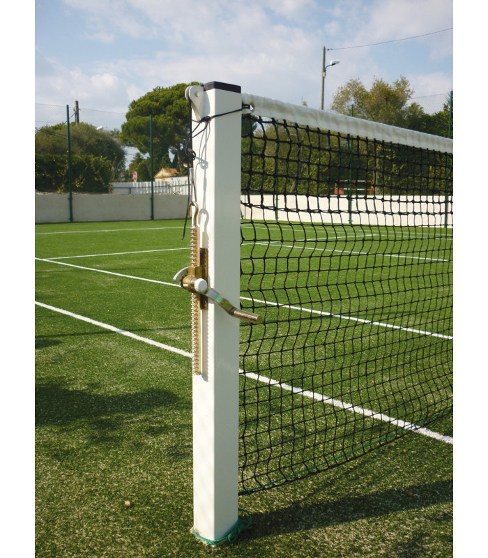 PAIRE DE POTEAUX TENNIS ACIER CARRES