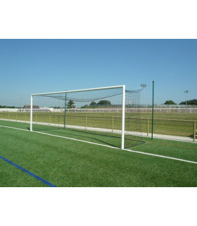 PAIRE DE BUTS DE FOOTBALL A 11