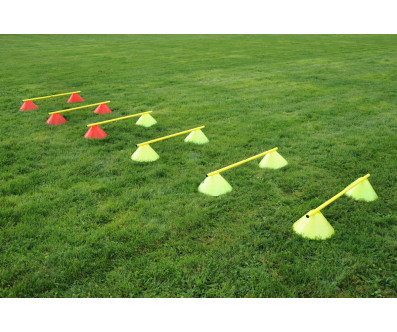 LOT DE 12 PLOTS FENDUS ET 6 JALONS