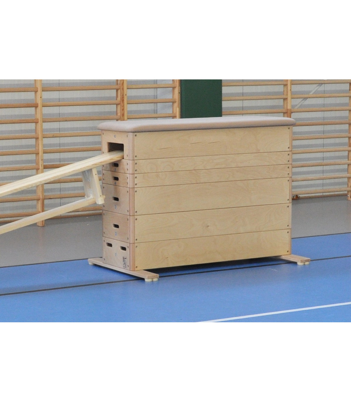 PLINTH BOIS VERTICAL AVEC BANC SUÉDOIS