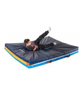 Tremplin de gym, matelas de réception et autres accessoires de saut