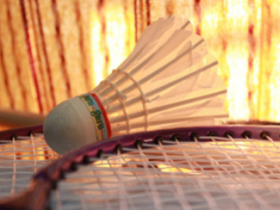 Quel est le record de vitesse d'un volant de badminton ?