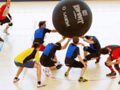 Le Kin-ball, un sport de coopération unique !